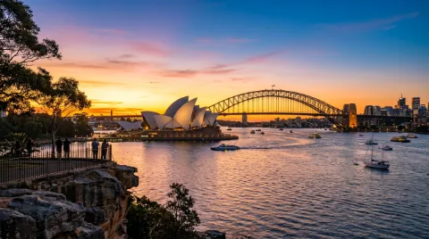 Sydney Opera House — iMove car shipping to Australia